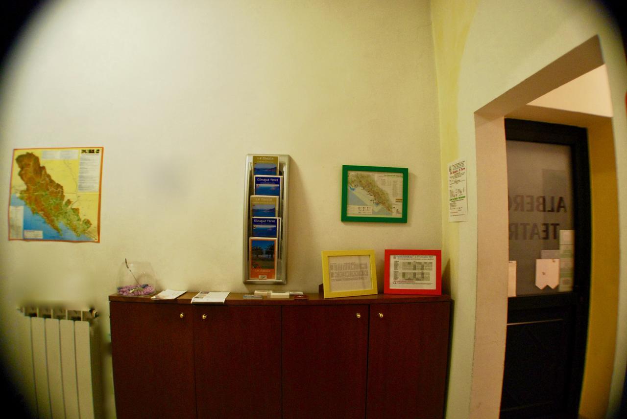 Albergoteatro Λα Σπέτσια Εξωτερικό φωτογραφία
